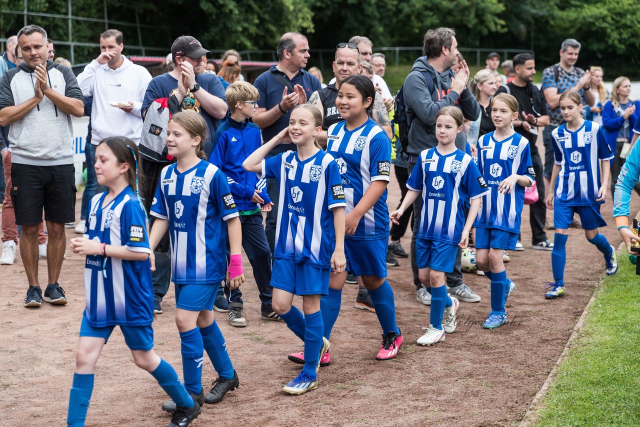 Bild 334 - Loewinnen Cup